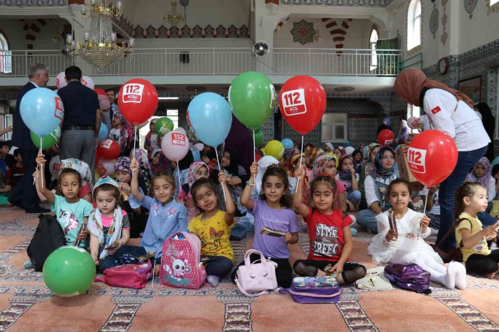 Kuran Kursu Mi̇ni̇kleri̇ne ‘112 Öğreti̇ldi̇