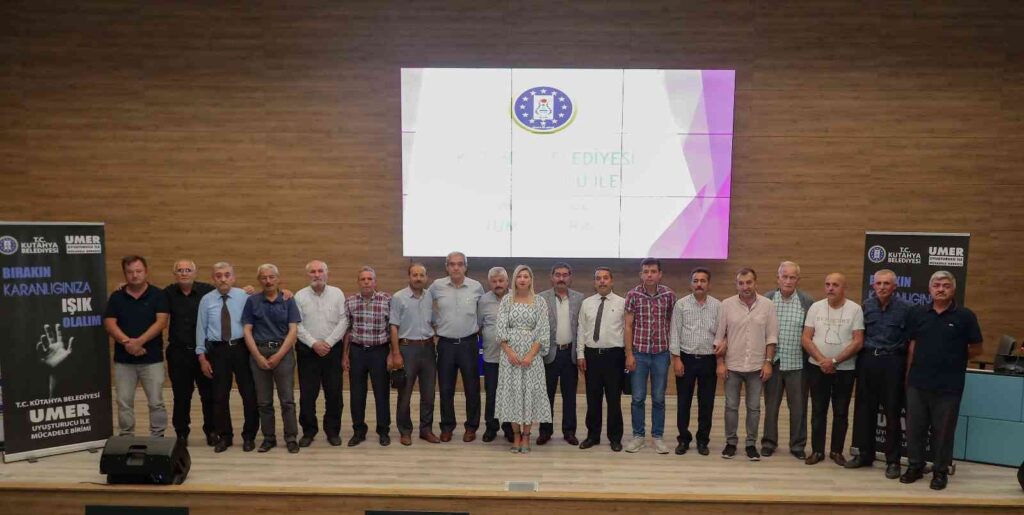 Muhtarlara aile ve madde bağımlılığı eğitimi