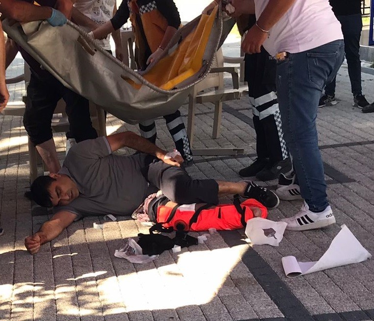 (Özel) Babasıyla Parkta Çay İçerken Husumetli̇si̇ Tarafından Vuruldu