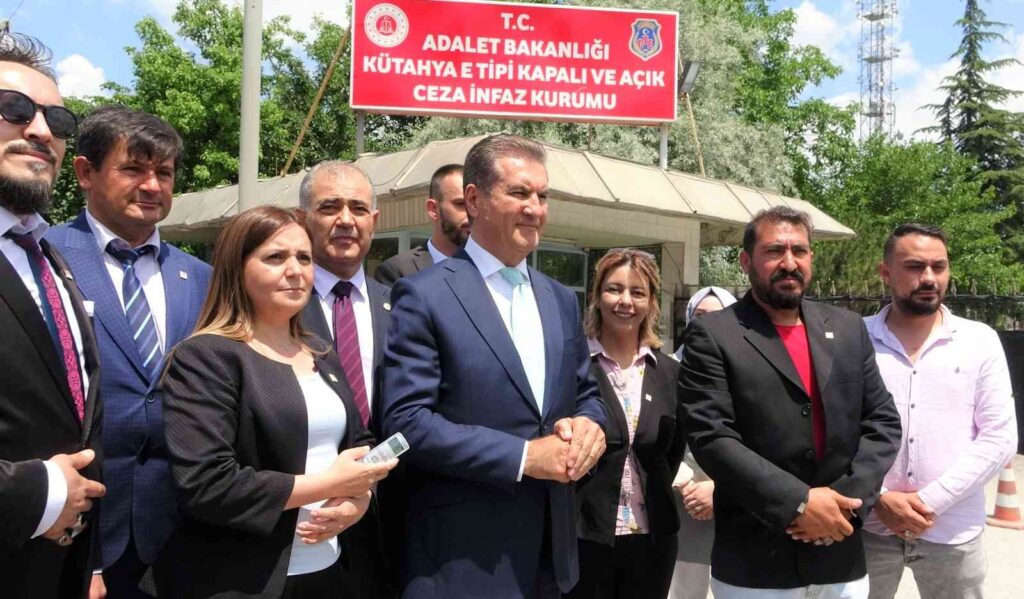 Sarıgül: “NATO’da iktidar ’başarılı olduk’ diye davul zurna çalmasın, muhalefette partileri de ’iktidar başarısız oldu’ diye sevinmesin”