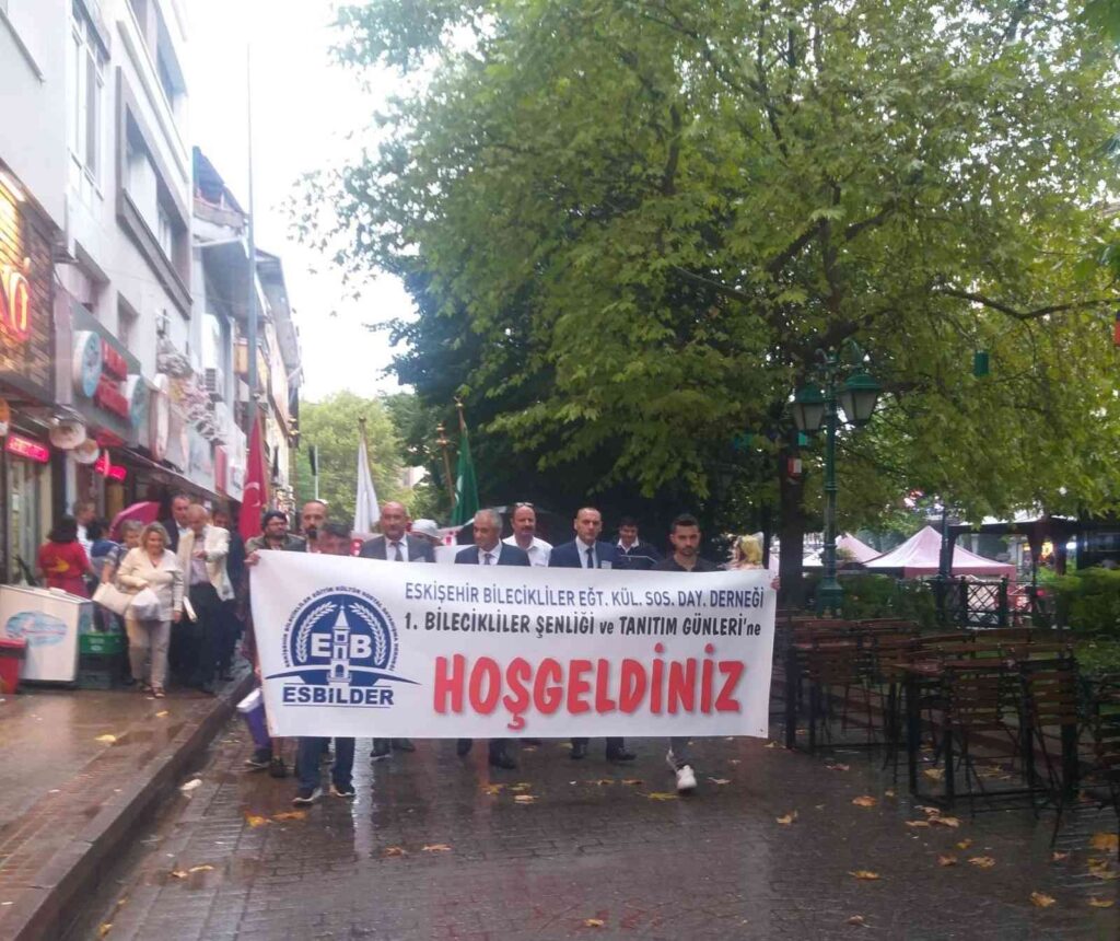 1.  Bi̇leci̇kli̇ler Şenli̇ği̇ Ve Tanıtım Günleri̇ Başladı