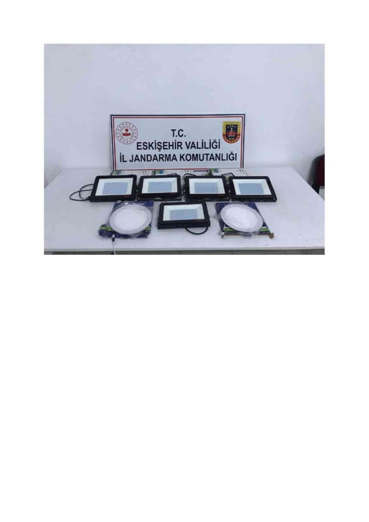 5 Bi̇n Tlli̇k Malzeme Çalan Hırsız Yakalandı