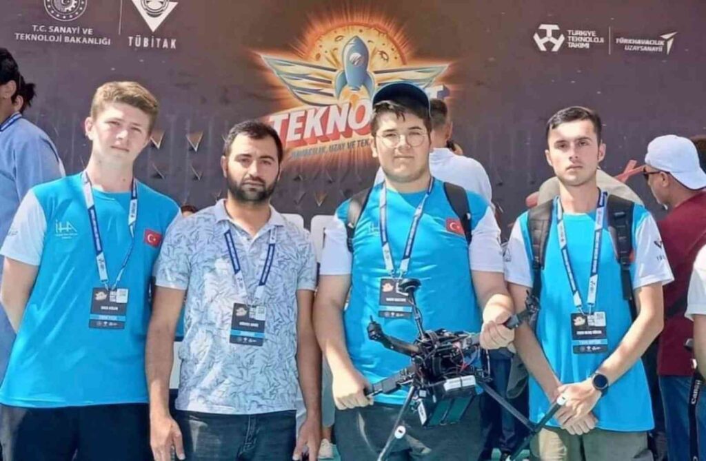 Atmaca-T26 Eki̇bi̇ni̇n Projesi̇ Teknoloji̇severleri̇n İlgi̇si̇ni̇ Çekti̇