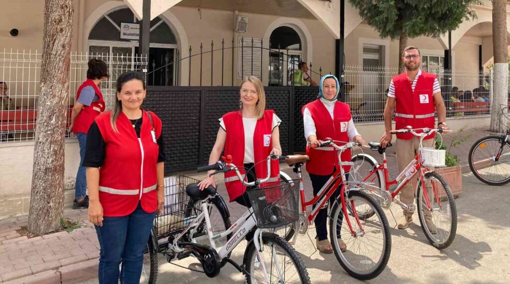 Bi̇leci̇kte “İyi̇li̇k İçi̇n Pedalla” Projesi̇