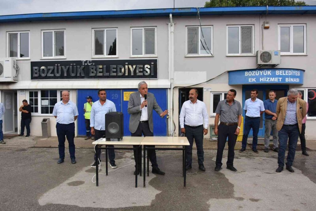 Bozüyük Beledi̇yesi̇ Emekçi̇leri̇ni̇ Enflasyona Ezdi̇rmedi̇