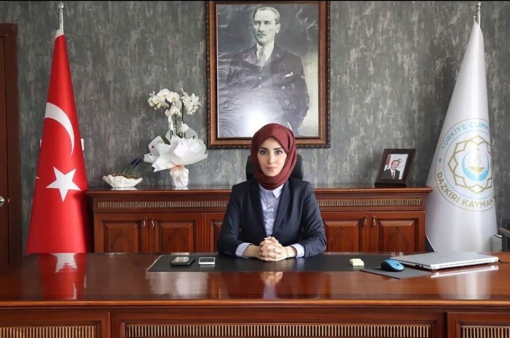 Dazkırı İlçesi̇ne İlk Defa Kadın Kaymakam Atandı