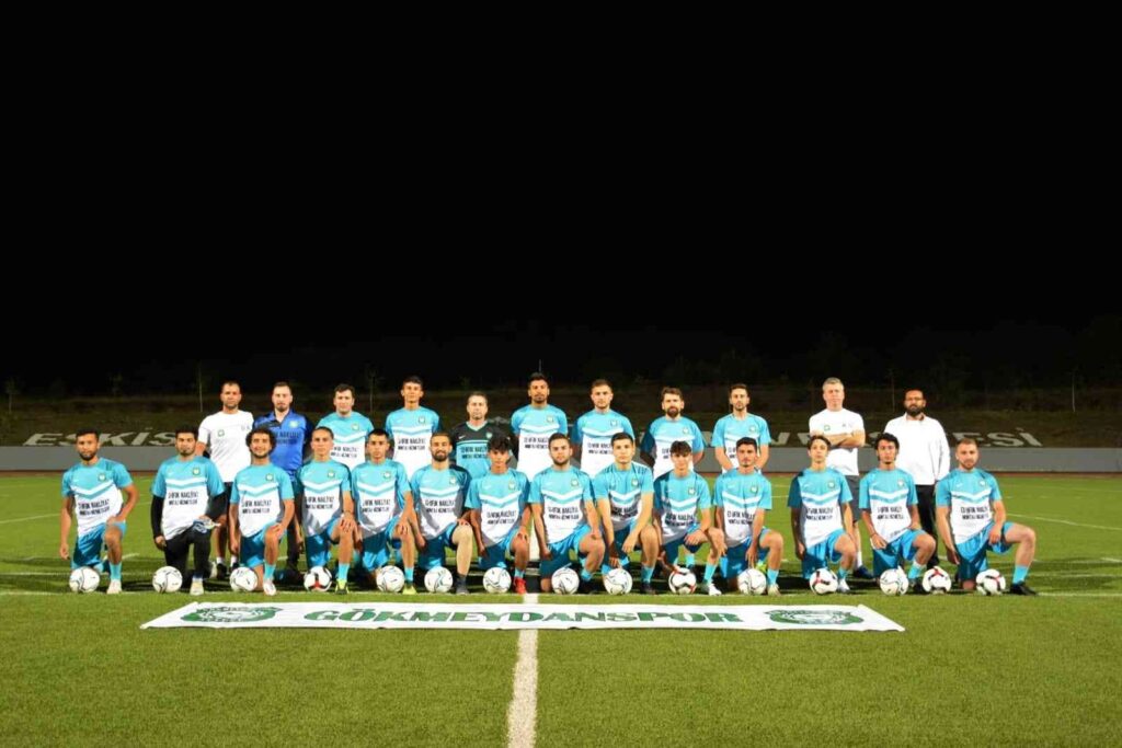 Eski̇şehi̇r Gökmeydan Amatör Spor Takımına Profesyonel Sezon Açılışı