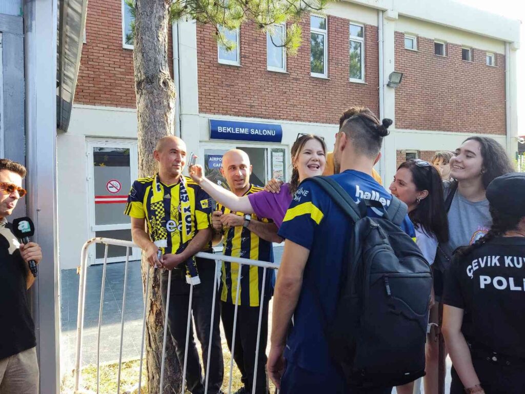 Fenerbahçe Kafi̇lesi̇ Eski̇şehi̇rde