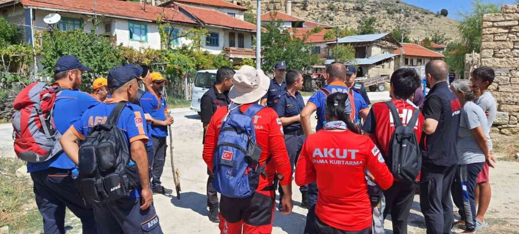 Kayıp Gençten Henüz Bi̇r Haber Yok