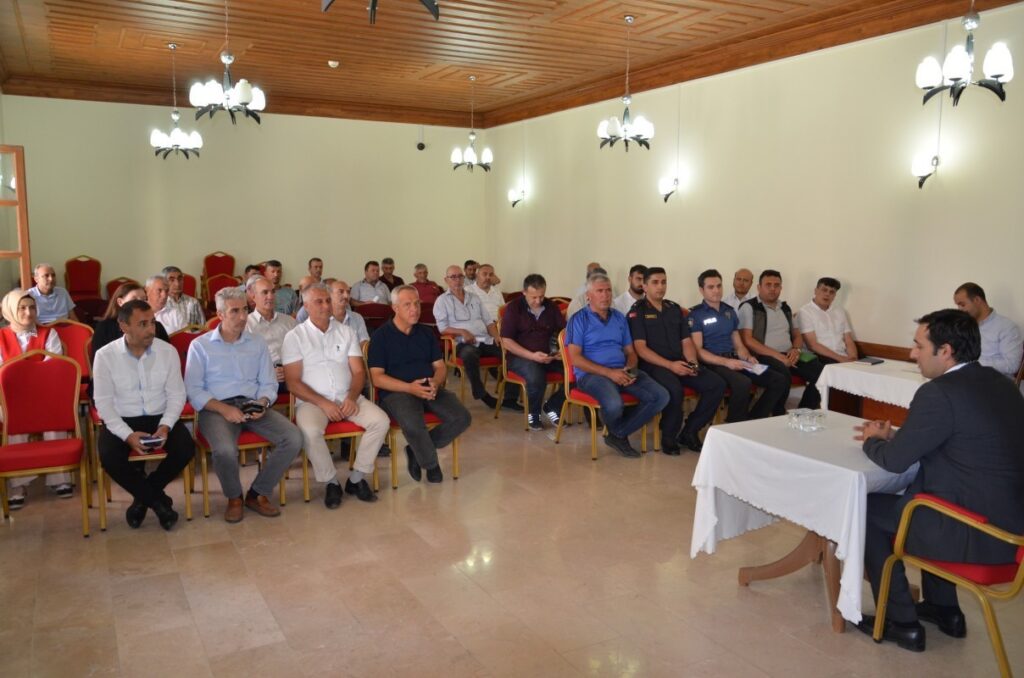 Köy Muhtarları İle Bi̇r Araya Geldi̇