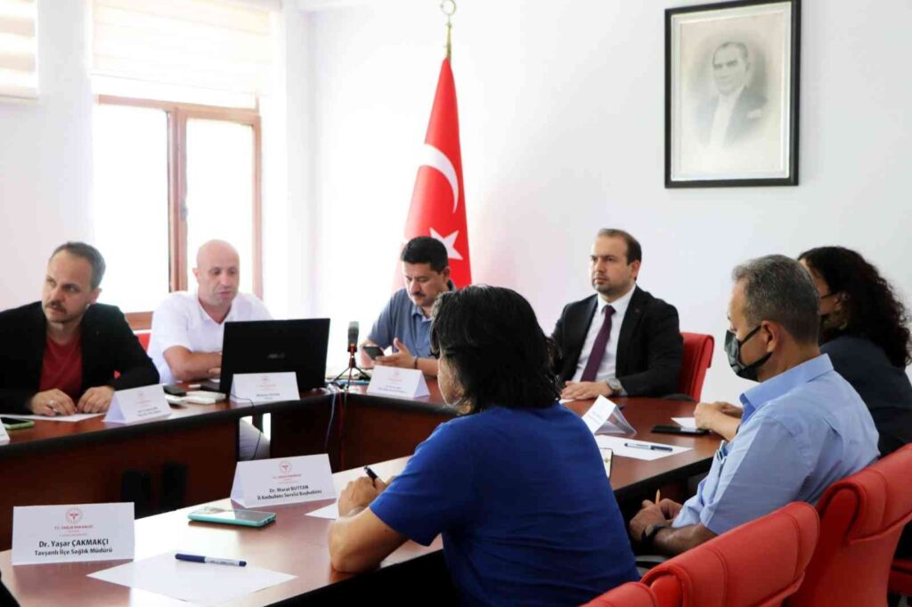 Kütahyada Aci̇l Obstetri̇k Bakım İki̇nci̇ Çeki̇rdek Eki̇p Toplantısı