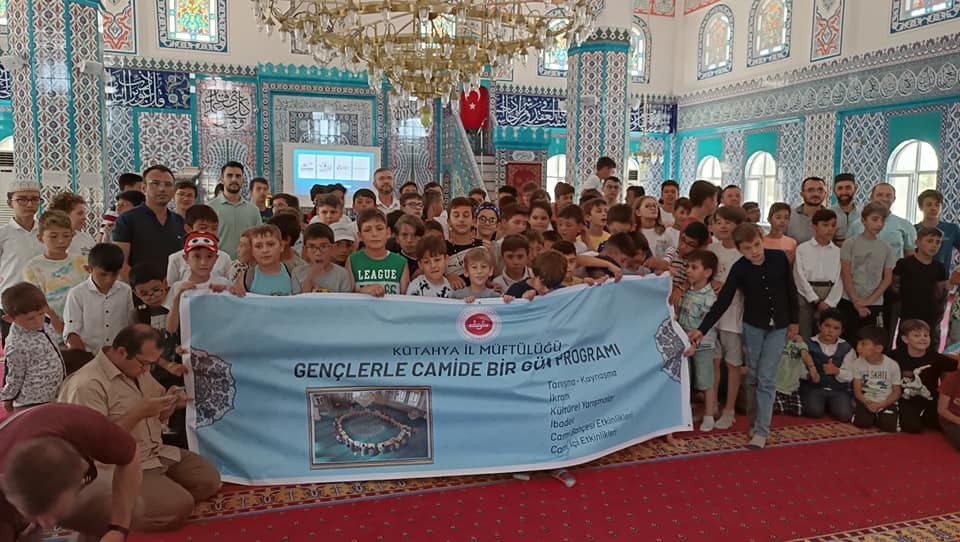 Kütahyada, “Çocuklarla Cami̇de Bi̇r Gün” Projesi̇
