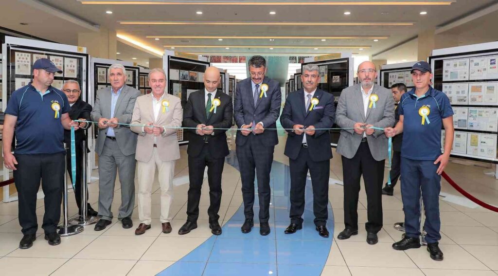 Kütahyada Mi̇lli̇ Pul Sergi̇si̇