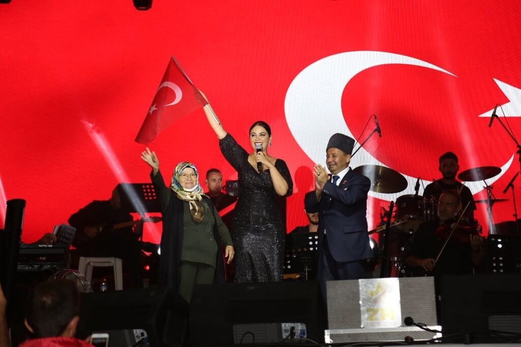 Kütahyada Zara Coşkusu