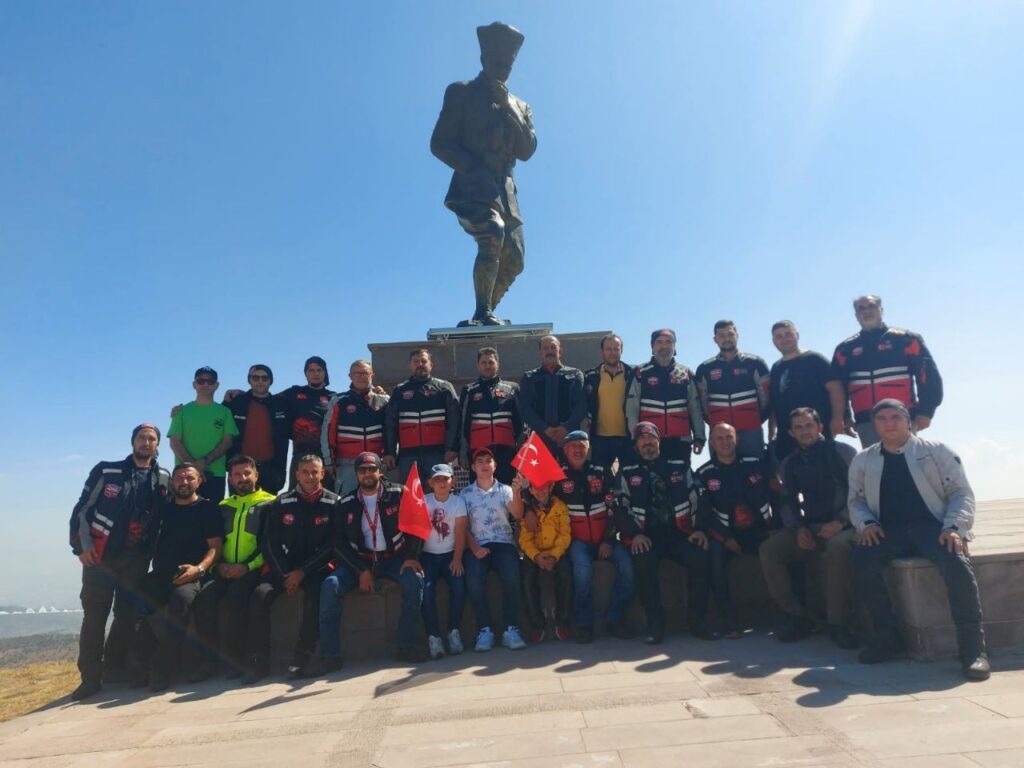 Motosi̇klet Tutkunları “Süvari̇ni̇n İzi̇nden” Etki̇nli̇ği̇ne Katıldı