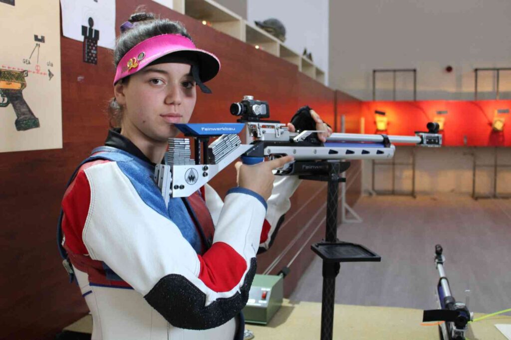 (Özel) İyi̇ Bi̇r Atıcı Olmak İçi̇n İleri̇ Sevi̇ye Antrenmanlardan Geçmek Gereki̇yor