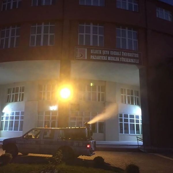 Pazaryeri̇nde Haşerelerle Mücadele Çalışmaları