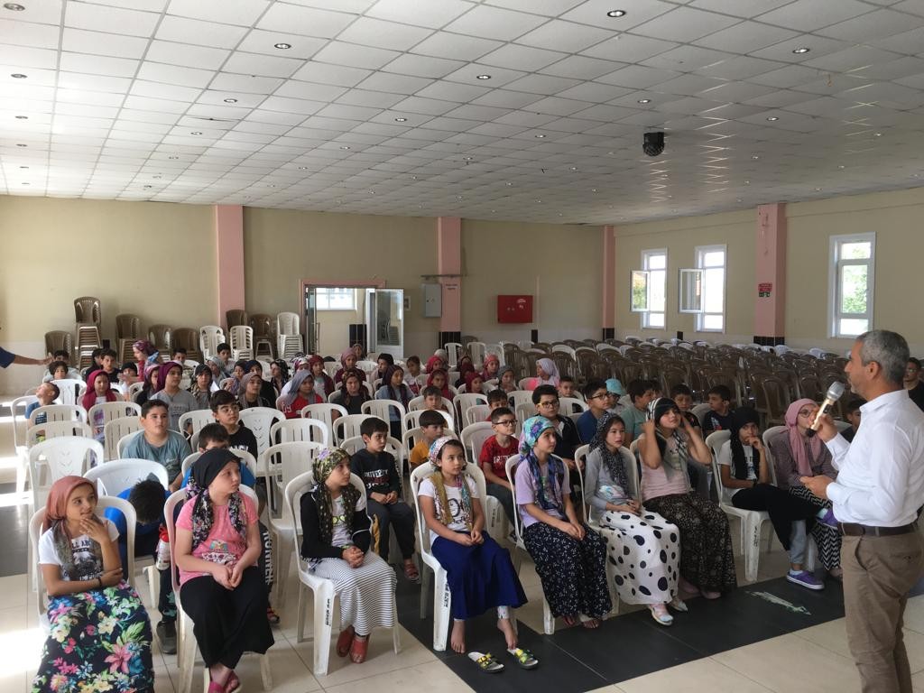 Si̇mavda Yaz Kuran Kurslarında Mahremi̇yet Eği̇ti̇mi̇