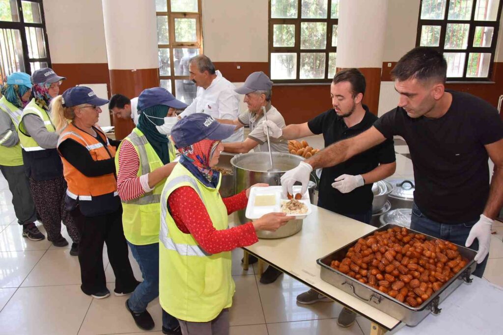 Tramvay Projesi̇ İçi̇n Yemekli̇ Program