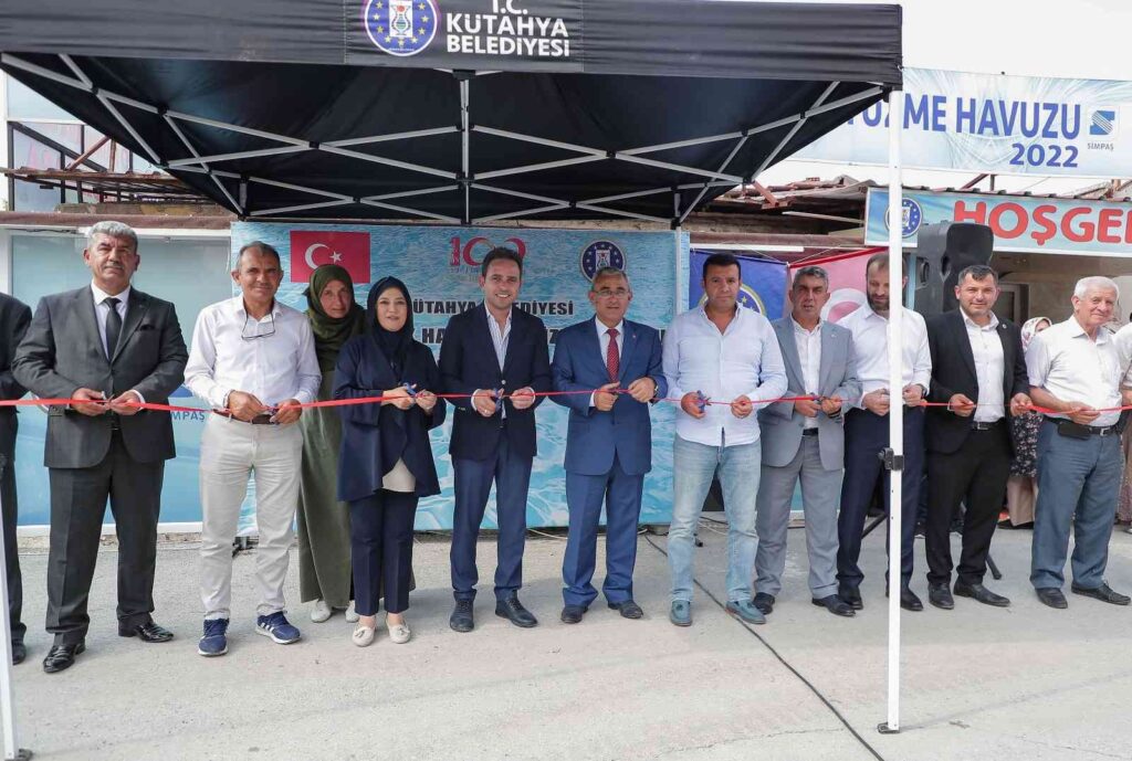 Yoncalıda Çeli̇k Hamamının Havuz Kısmı Hi̇zmete Sunuldu