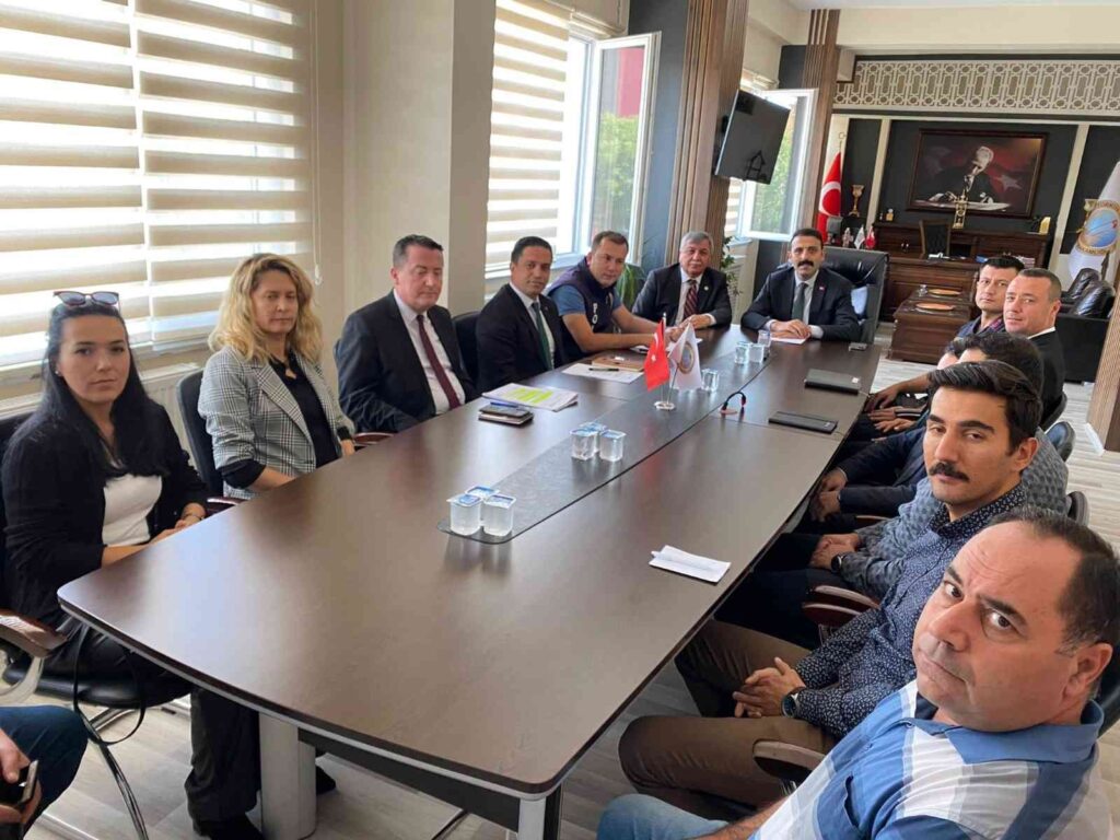 Altıntaşta Eği̇ti̇m Ve Öğreti̇m Yılı Asayi̇ş Ve Trafi̇k Tedbi̇rleri̇ Toplantısı