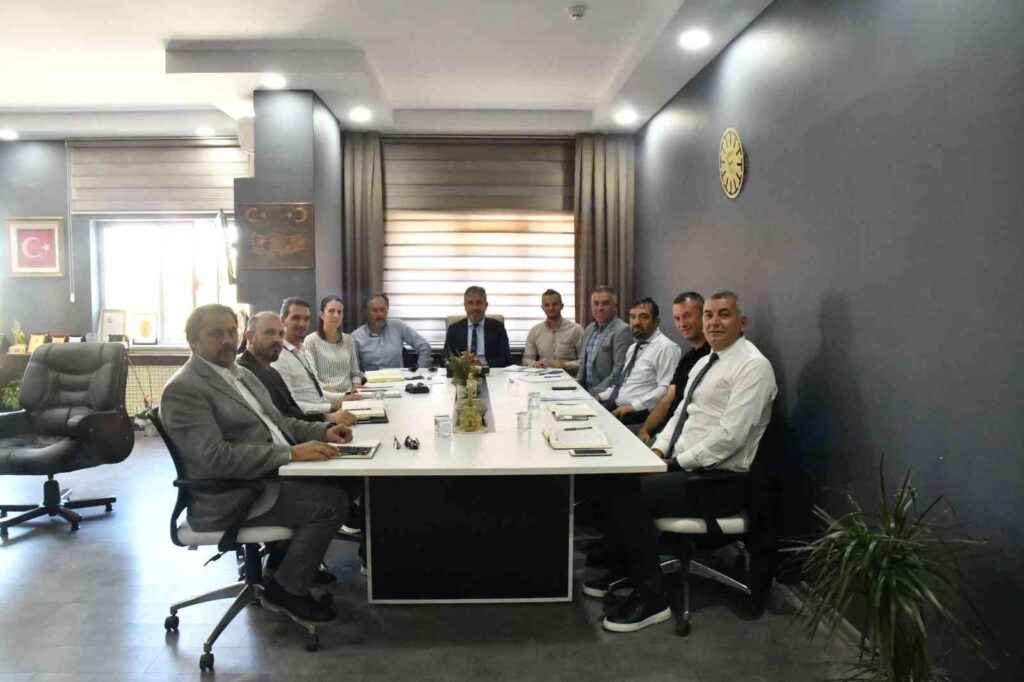 Amatör Spor Haftası Etki̇nli̇kleri̇ni̇n Programları Görüşüldü