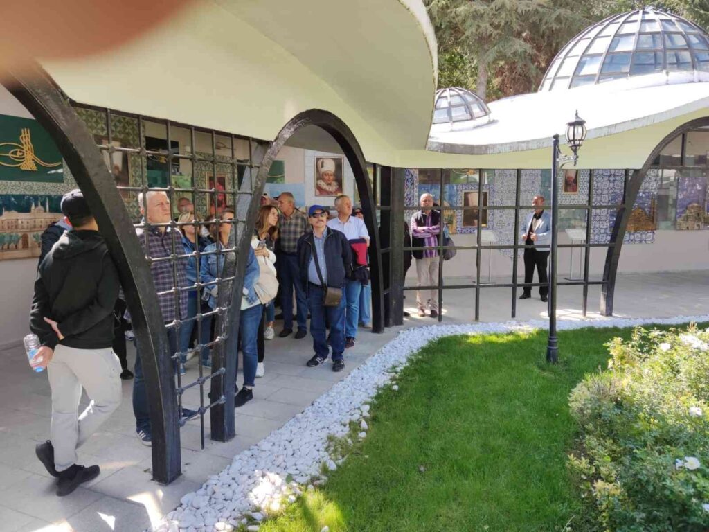 Ankara Rumeli̇ler Kültür Ve Dayanışma Derneği̇nden Bi̇leci̇k Gezi̇si̇