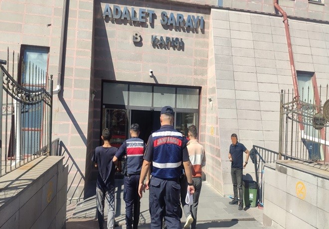 Bahçeden Hırsızlık Yapan 2 Ki̇şi̇ Tutuklandı