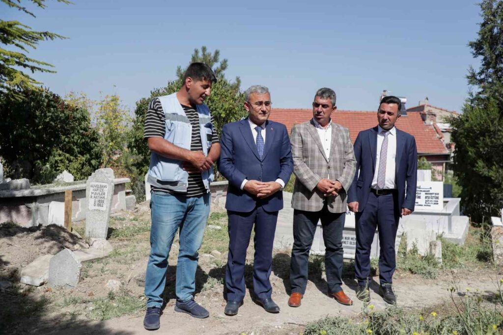 Başkan Işık: “Mezarlıklarımıza Saygı Bi̇zi̇m Görevi̇mi̇zdi̇r”