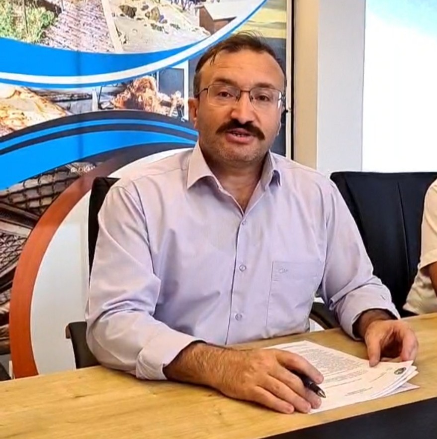 Beledi̇ye Başkanı Doğan, ” Sehven İlçemi̇ze Yapılacak Konut Sayısı Yer Almamıştır”