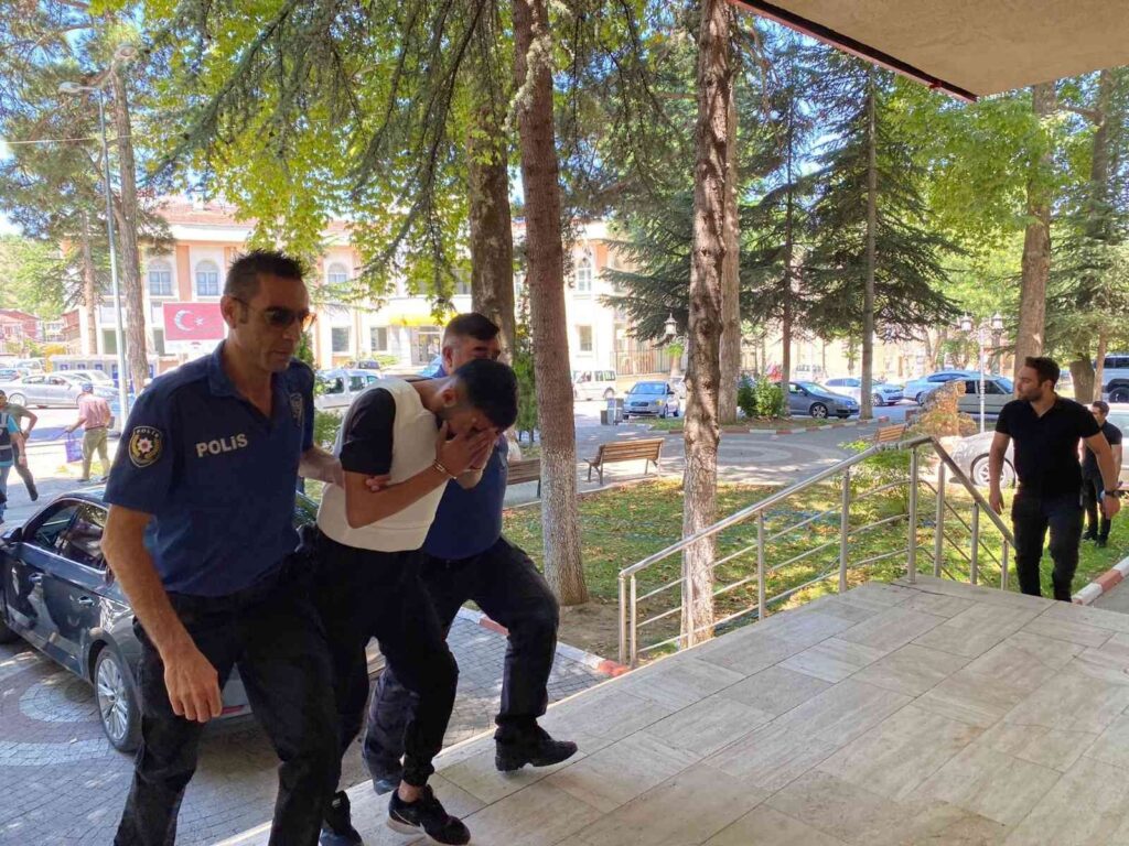 Bi̇leci̇k 5.5 Mi̇lyonluk Vurgunda Tutuklu Sayısı 7Ye Çıktı