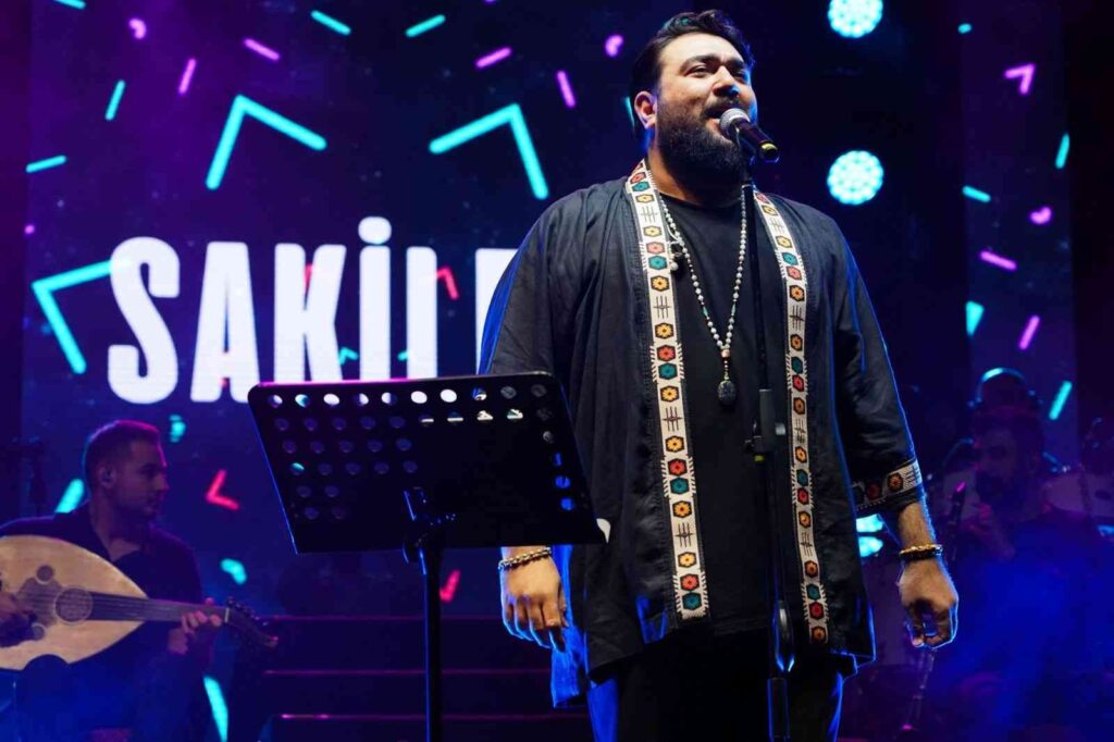 Bi̇leci̇kte 100. Yıl Kurtuluş Festi̇vali̇ Saki̇ler Konseri̇yle Sona Erdi̇