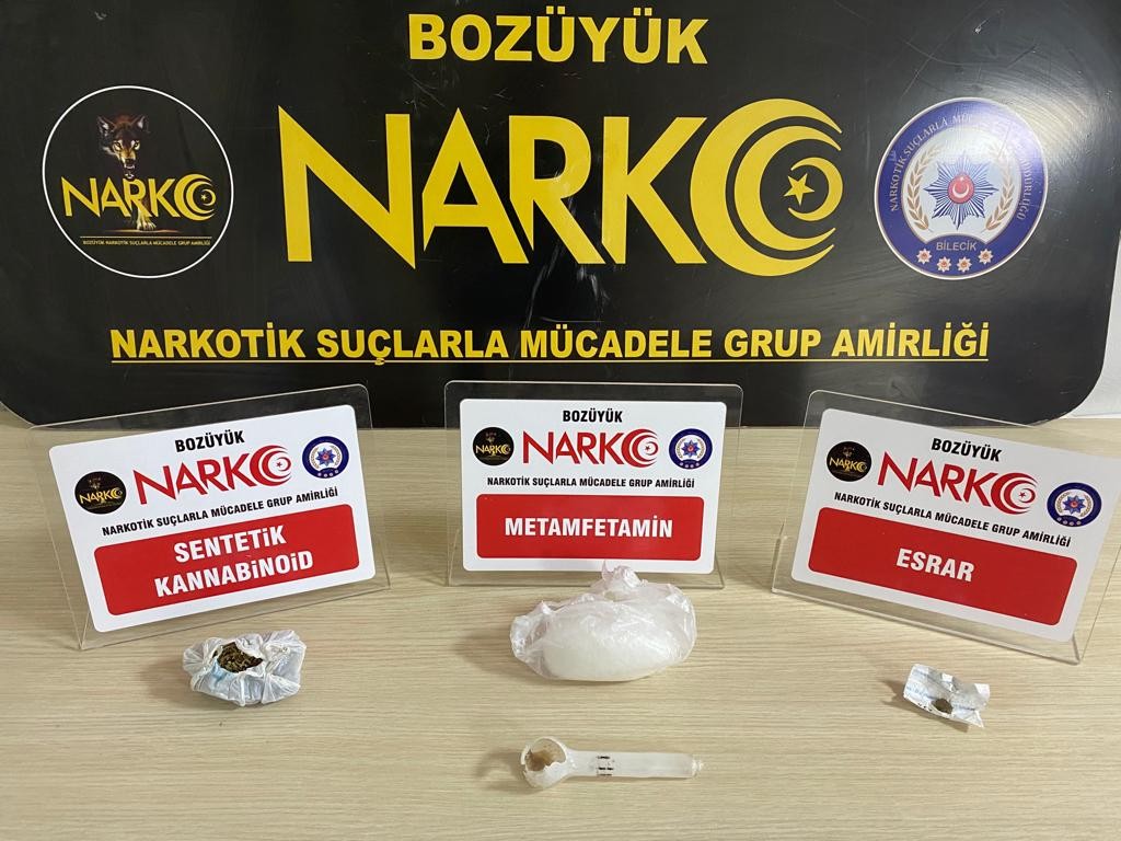 Bi̇leci̇kte Uyuşturucu Operasyonu