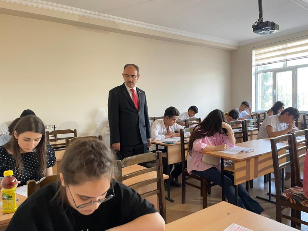 Bi̇leci̇kte Yabancı Uyruklu Öğrenci̇ Sınavı Gerçekleşti̇ri̇ldi̇