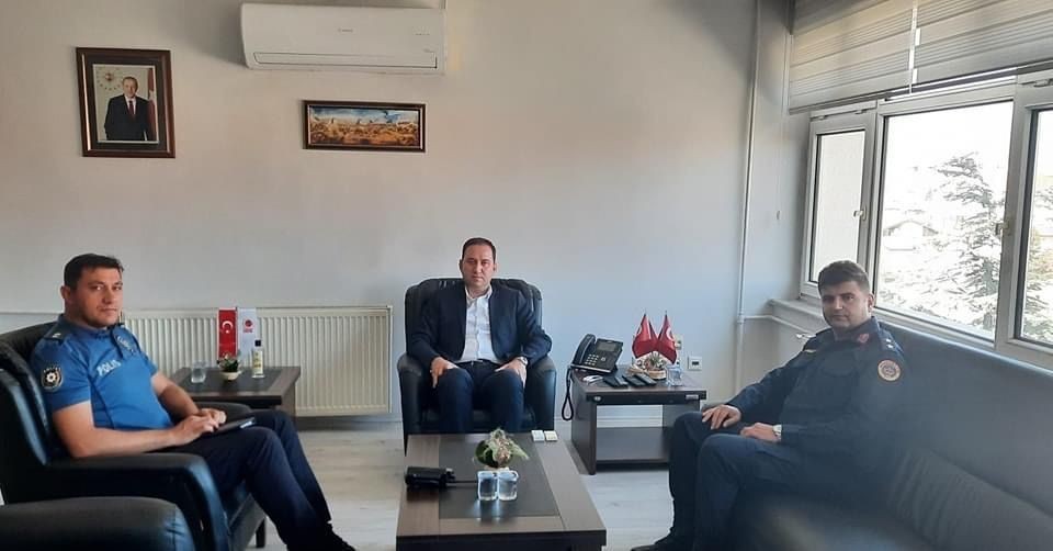 Bolvadi̇nde Asayi̇ş Toplantısı Gerçekleşti̇ri̇ldi̇