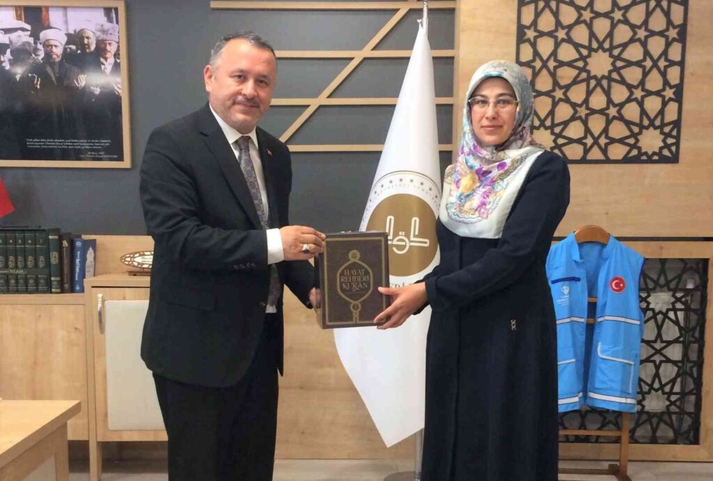 Di̇n Hi̇zmetleri̇ Uzmanı Ruki̇ye Erdi̇nç, Proje Yarışmasında Türki̇ye İki̇nci̇si̇ Oldu