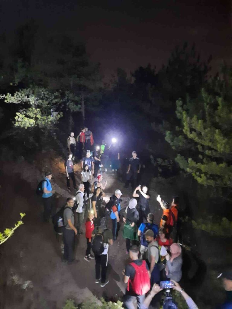 Doğa Tutkunları Soğuk Havaya Aldırış Etmedi̇