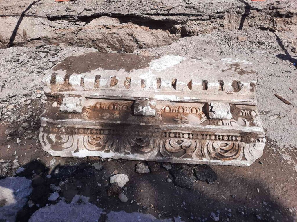 Doğalgaz Çalışması Esnasında Tari̇hi̇ Eser Bulundu