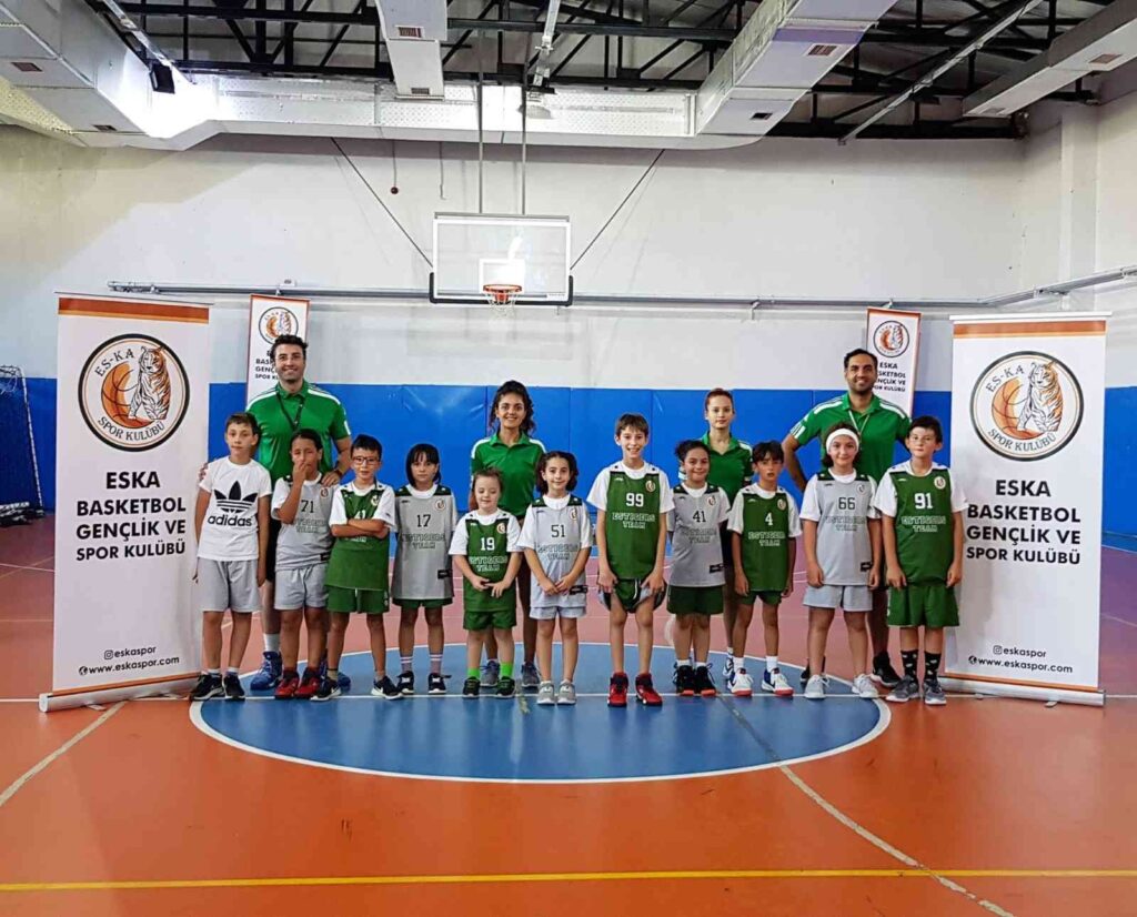 Dorukun Mücadelesi̇ Seyi̇rci̇leri̇n Takdi̇rleri̇ni̇ Topladı