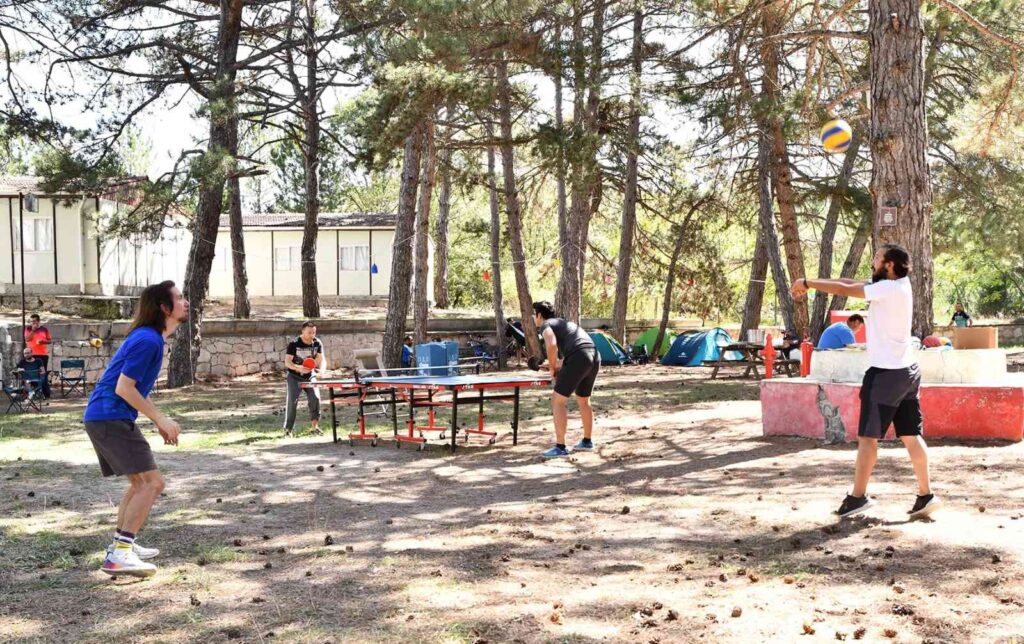 Eski̇şehi̇rde Hareketli̇li̇k Haftası Kamp İle Başladı