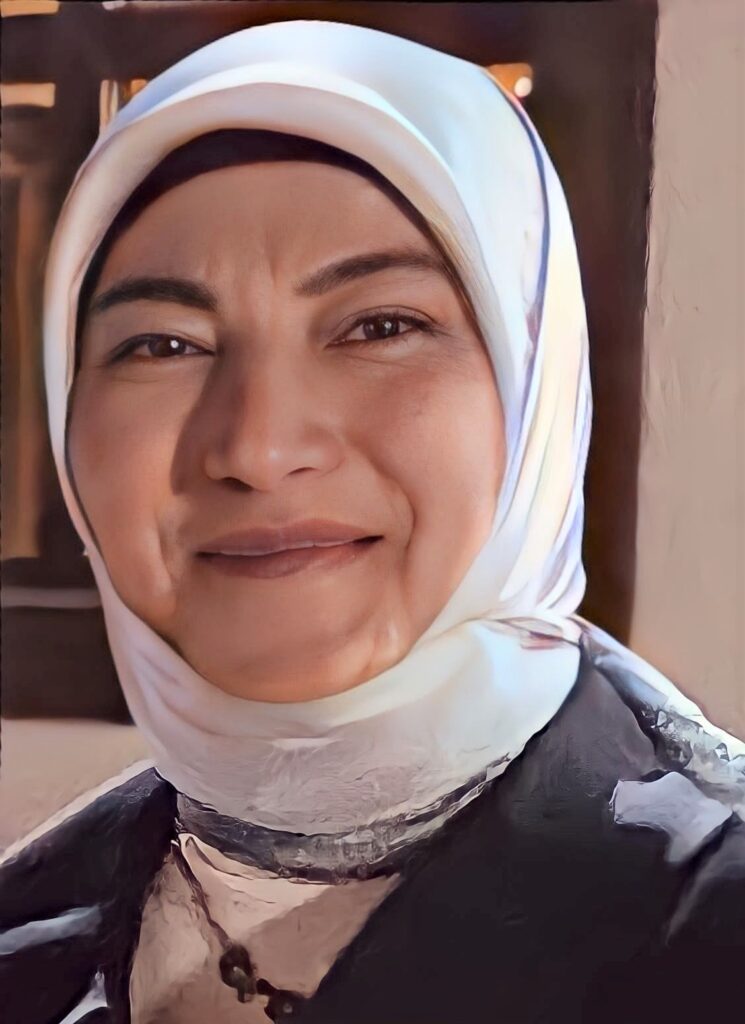 Esra Özbek Balcı, Ak Parti̇ Kütahya İl Kadın Kolları Başkanlığı Görevi̇ne Atandı.