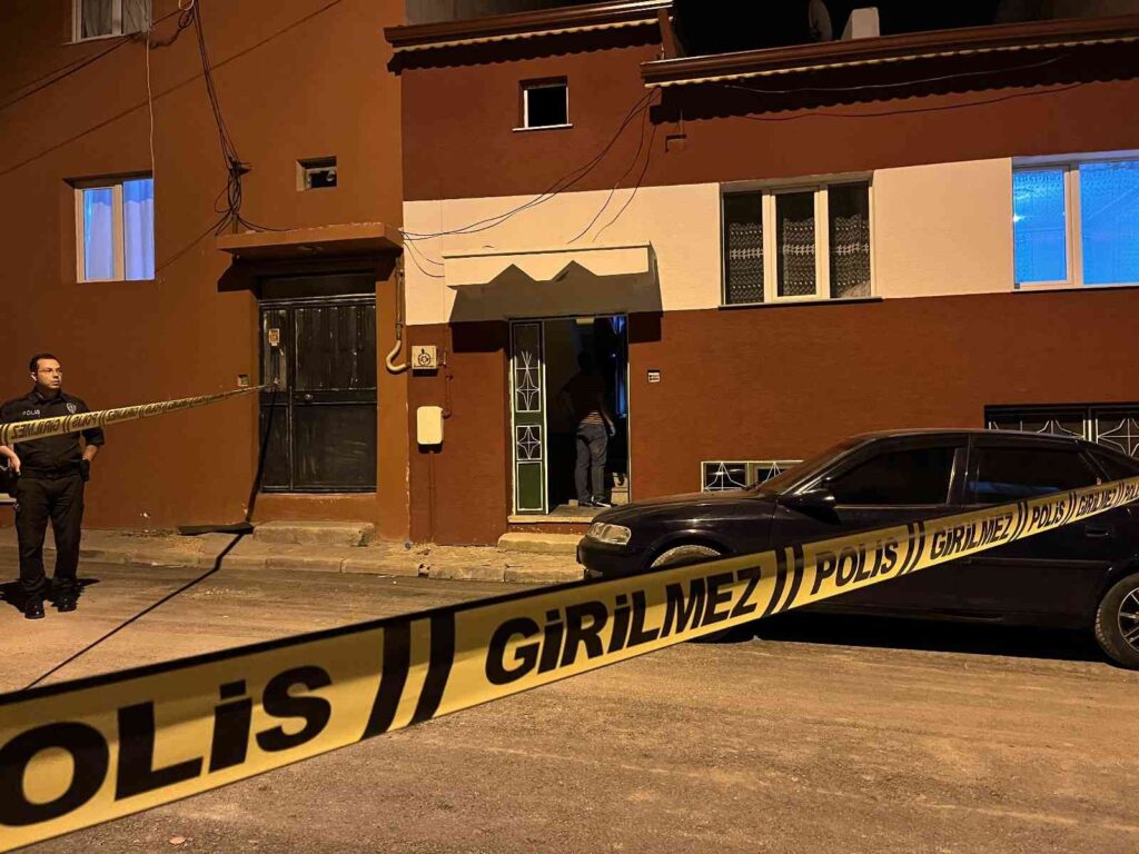 Evde Çıkan Tartışma Kanlı Bi̇tti̇: 1 Ölü