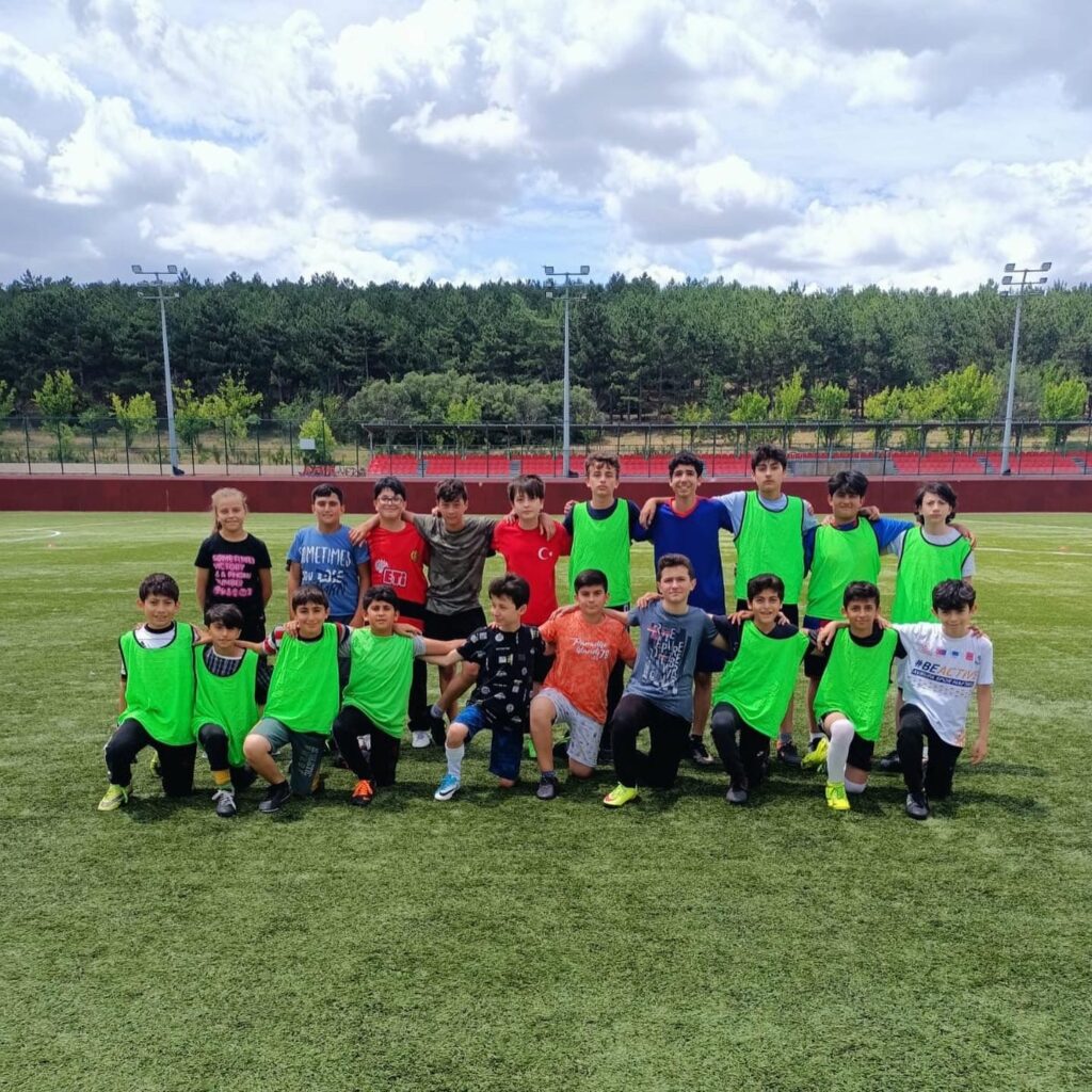 Geleceği̇n Sporcuları Yaz Okulu Çalışmalarına Devam Edi̇yor