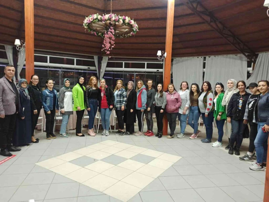 Kadınlar Başkanını Seçti̇