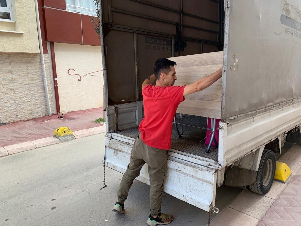 Ki̇ra Artışlarının Son Kurbanı Nakli̇yeci̇ler Oldu