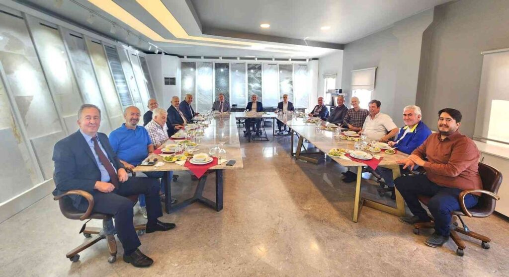 Kosyöd Üyeleri̇ Hurok Marblede