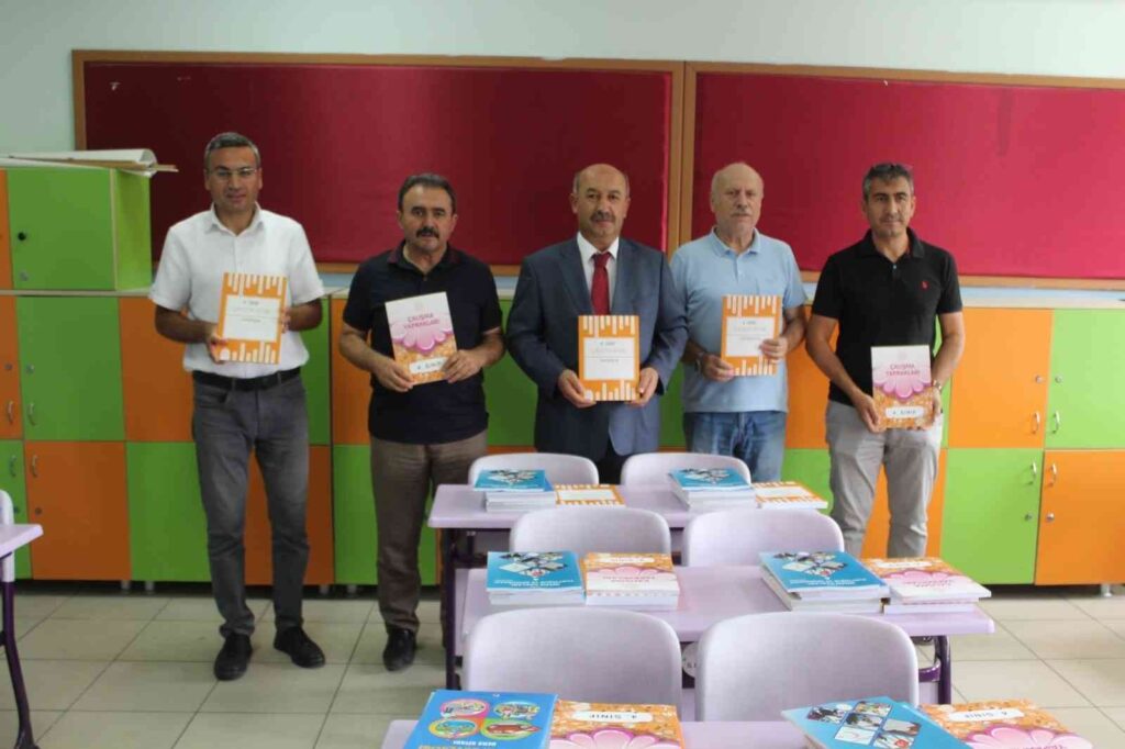 Kütahyada Okullar Yeni̇ Eği̇ti̇m Öğreti̇m Yılına Hazır