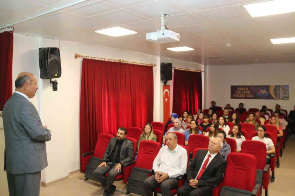 Kütahyada Ücretli̇ Öğretmenleri̇n Mesleki̇ Çalışma Programı