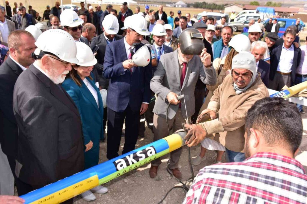 Oklubalı Doğalgaza Kavuşuyor