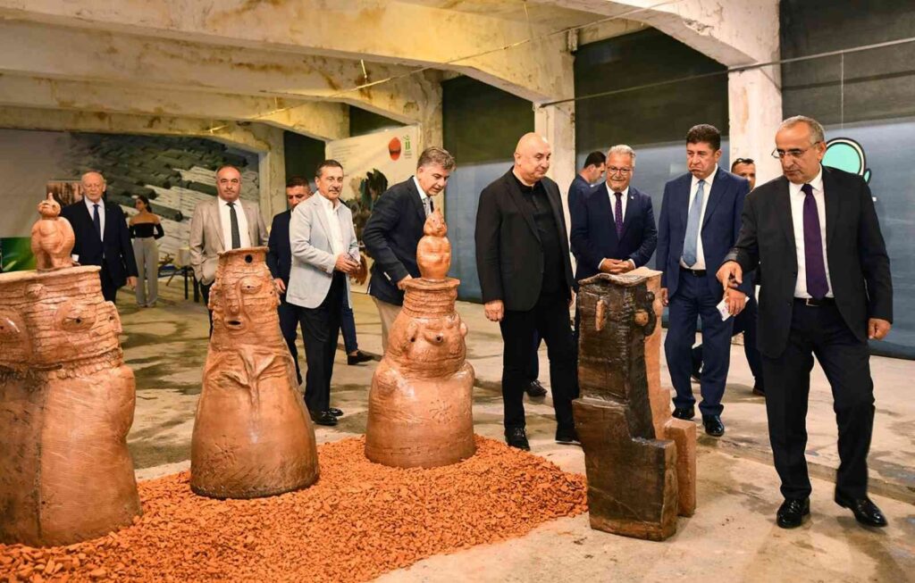 Pi̇şmi̇ş Toprağın Öyküsü 15. Kez Başladı